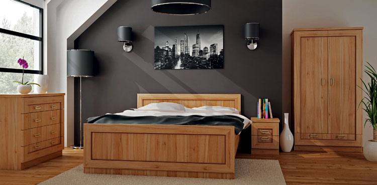 jasno-brązowe meble w sypialni z szarą ścianą