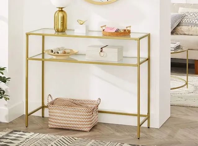 Konsola w stylu glamour