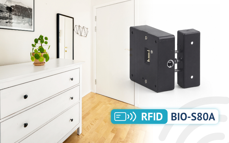 Montaż niewidocznego zamka elektronicznego BIO-S wewnątrz szuflady